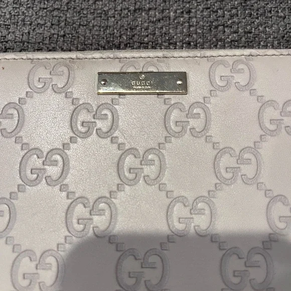 Authentic Gucci Guccissima Ivory Leather long zip around wallet - Picture 6 of 16